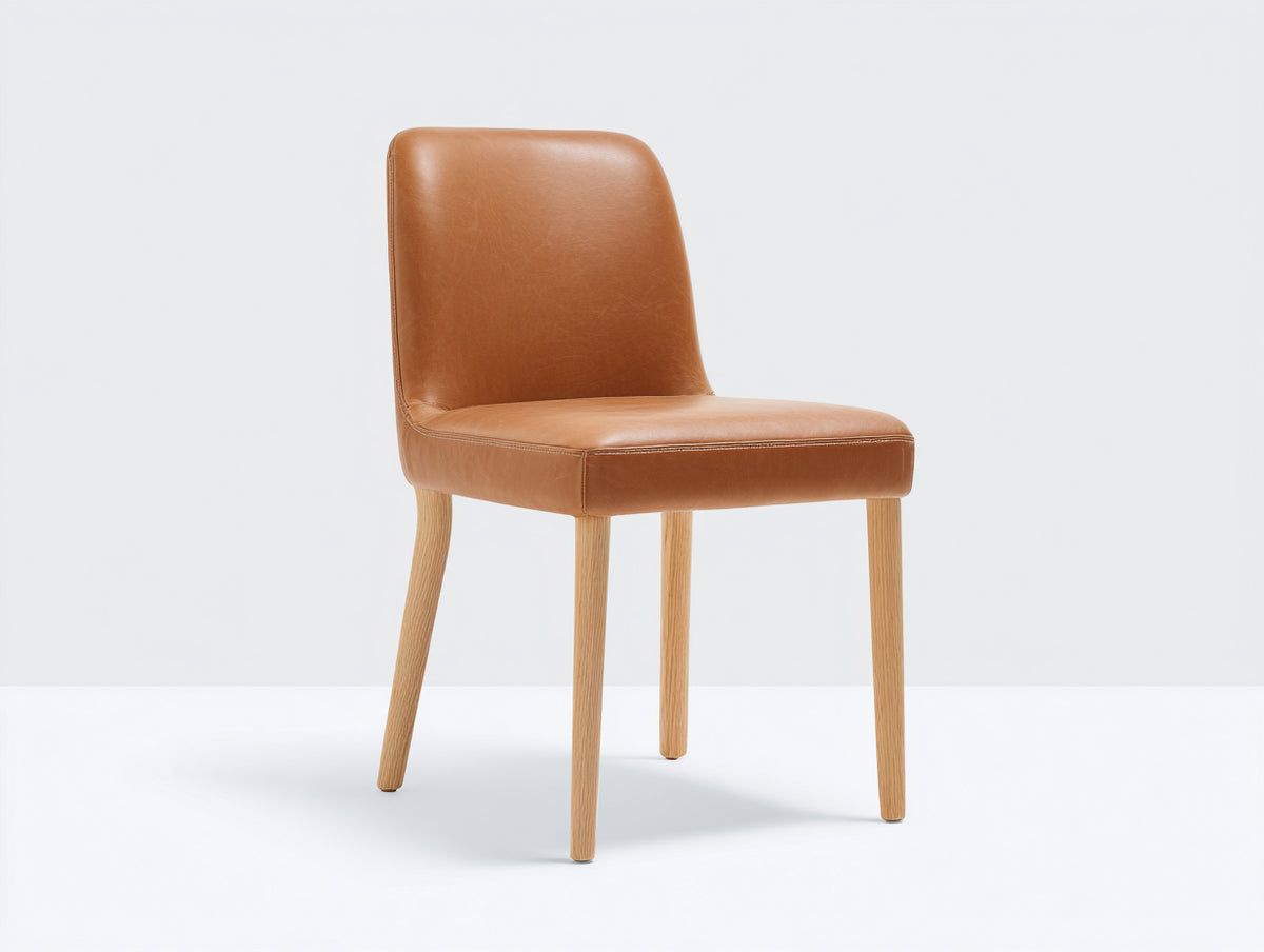 Sillas de comedor tapizadas de cuero sintético con patas de madera 55 x 60 x 85 cm - color marrón - diseño moderno para comedor